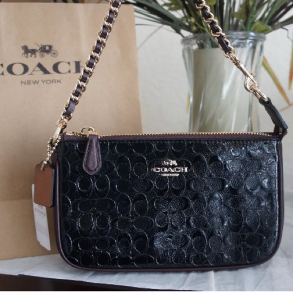 Authentic COACH debossed leather black wristlet 💕 - Picture 3 of 6